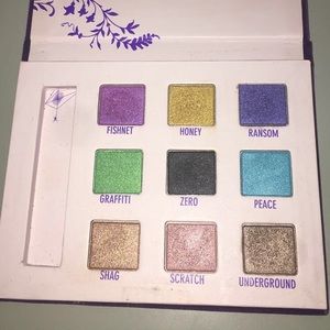 Urban Decay Eyeshadow Palette